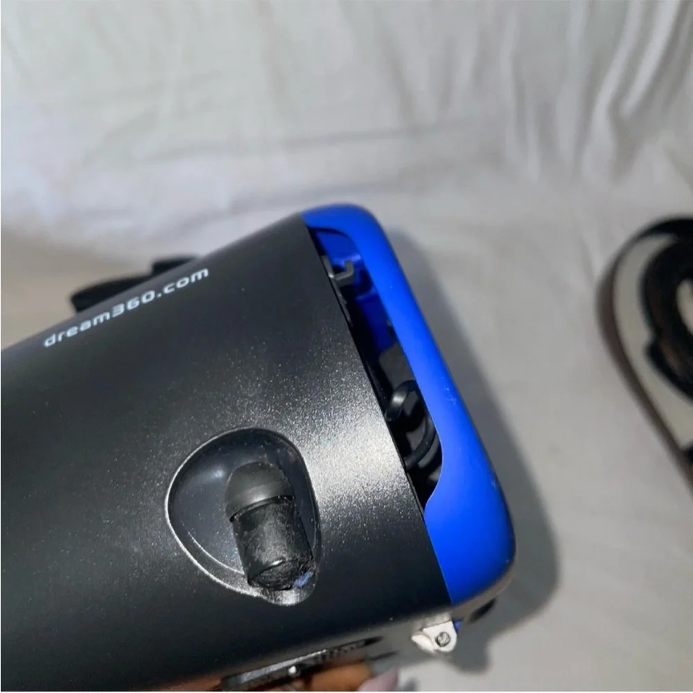Blue VR Headset